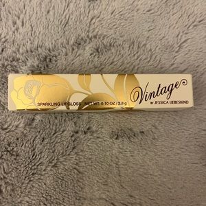 Vintage by Jessica Liebeskind